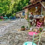 Konukevi Antico Frantoio Pietrasanta 4*