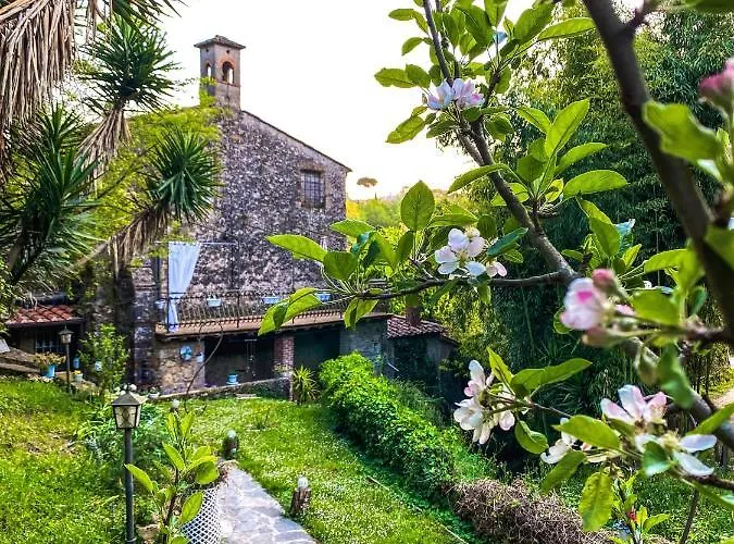 Antico Frantoio Pietrasanta 4*