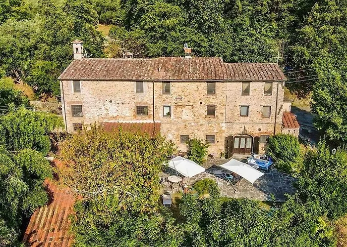 Antico Frantoio Pietrasanta 4*